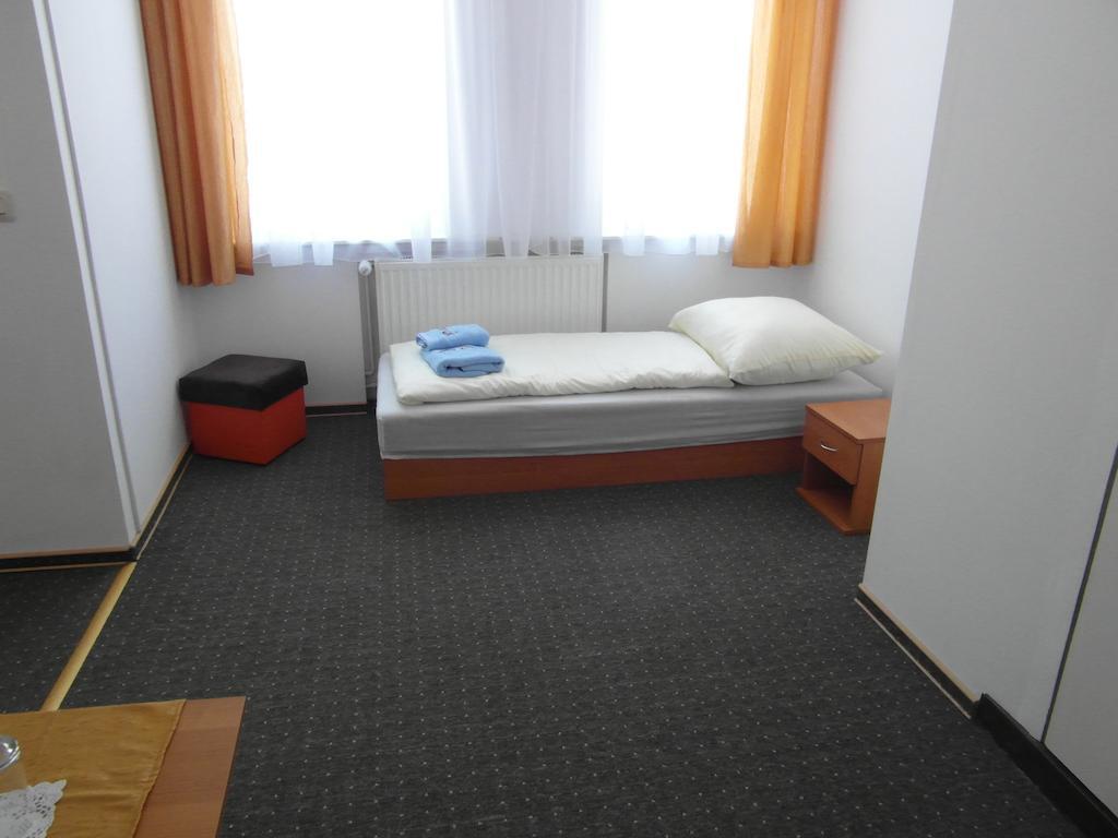 Pension "Am Wald" Lautenthal Room photo